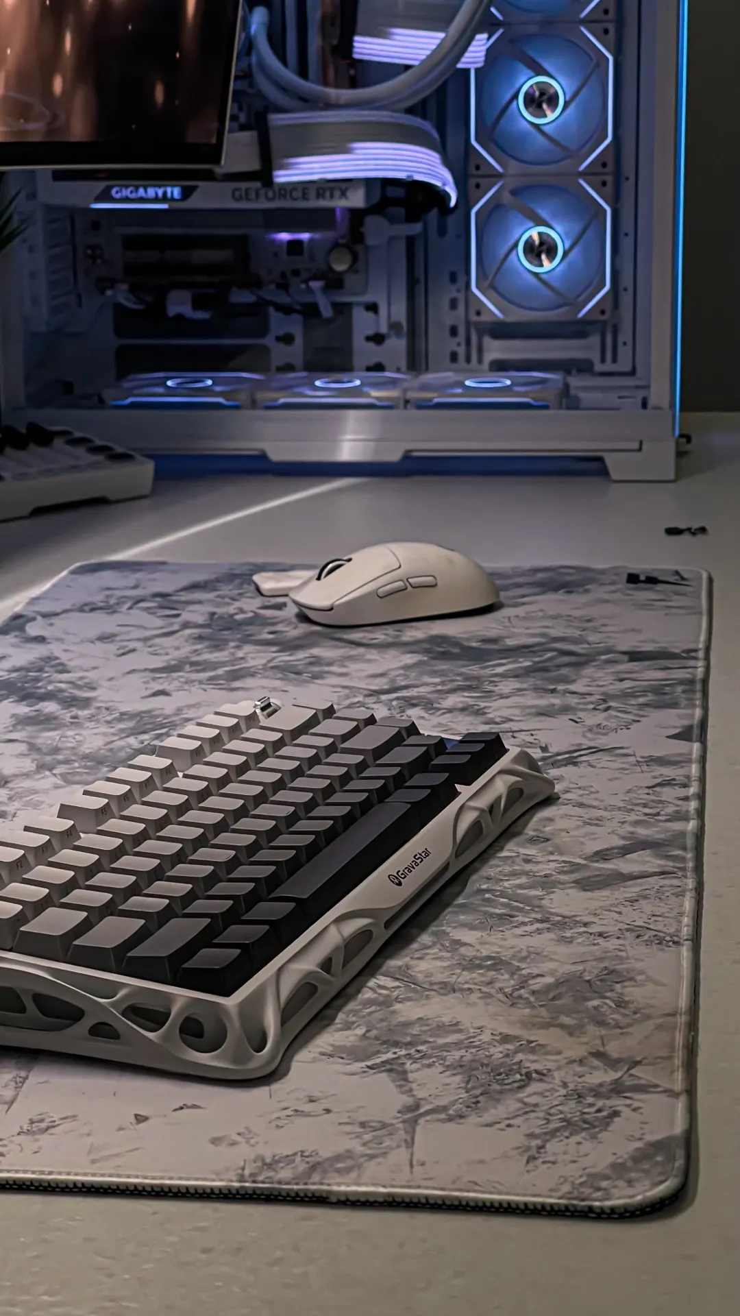 Abdullah bin Mohammad's workspace — content-creative setup, photo 3 of 4