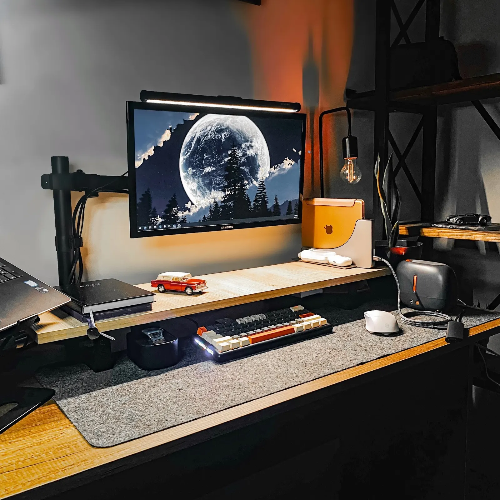 Ahmed Al-Ali's workspace — study-everyday setup, photo 1 of 4