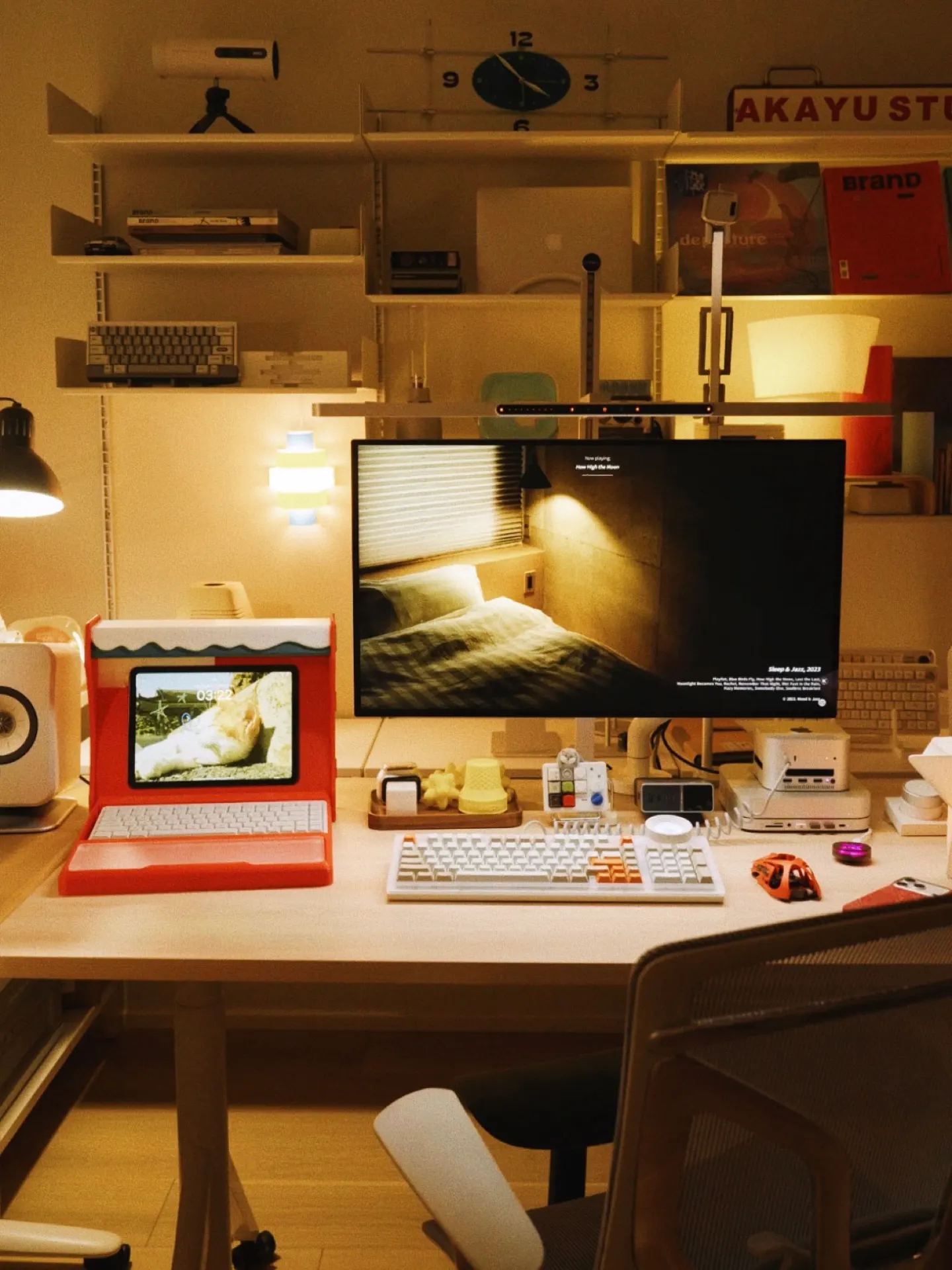 Akayu's workspace — study-everyday setup, photo 4 of 4
