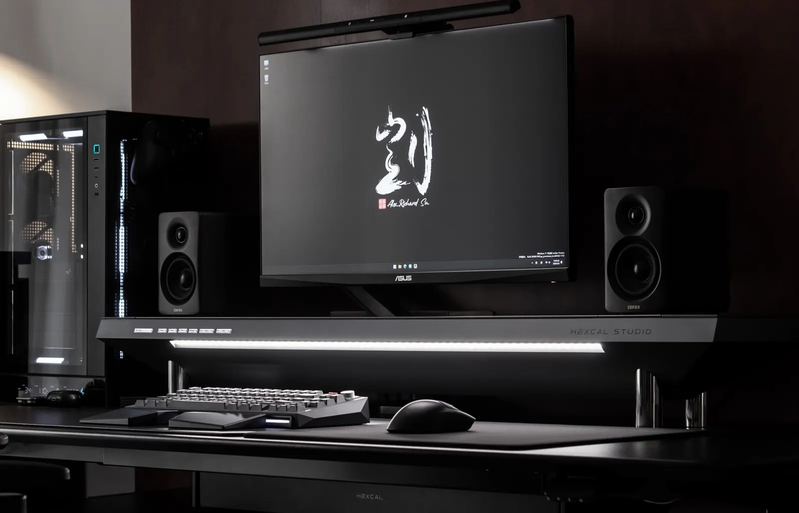Alex Richard's workspace — study-everyday setup, photo 4 of 4