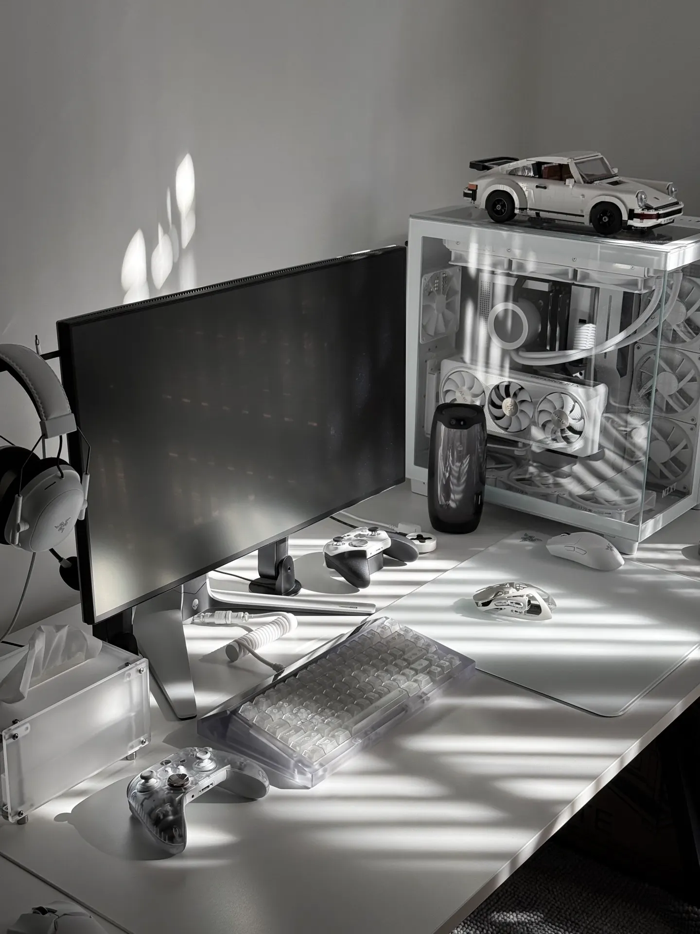 遇到困难睡大觉's workspace — gaming setup, photo 1 of 4