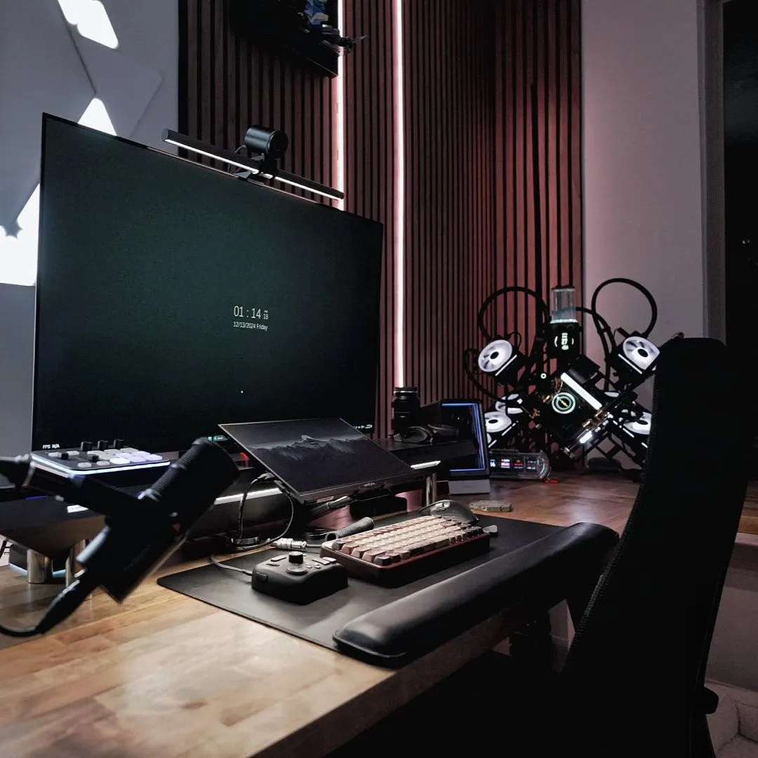 Ben Ong's workspace — content-creative setup, photo 1 of 4