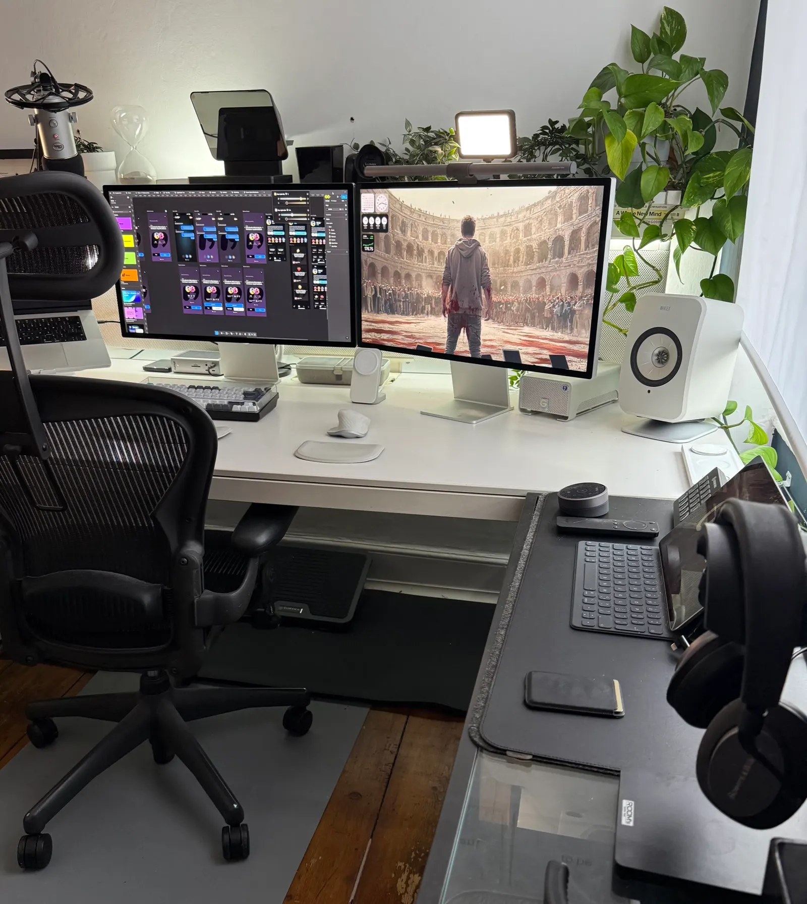 cpresc's workspace — content-creative setup, photo 1 of 4