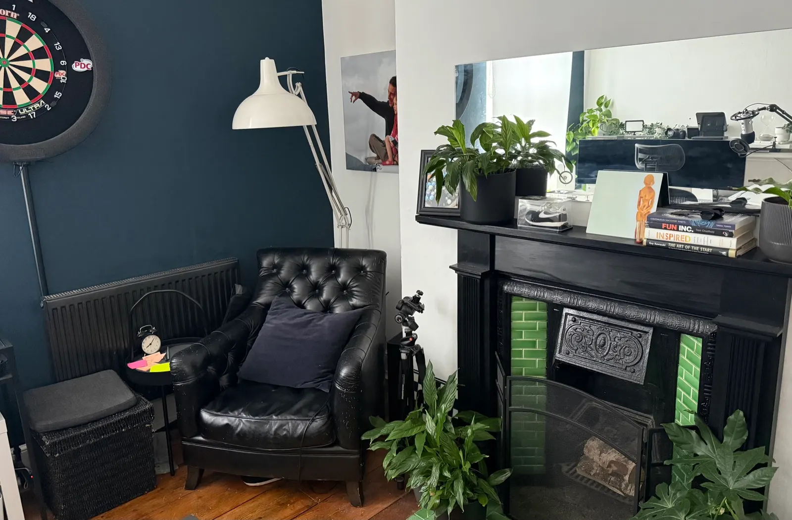 cpresc's workspace — content-creative setup, photo 4 of 4