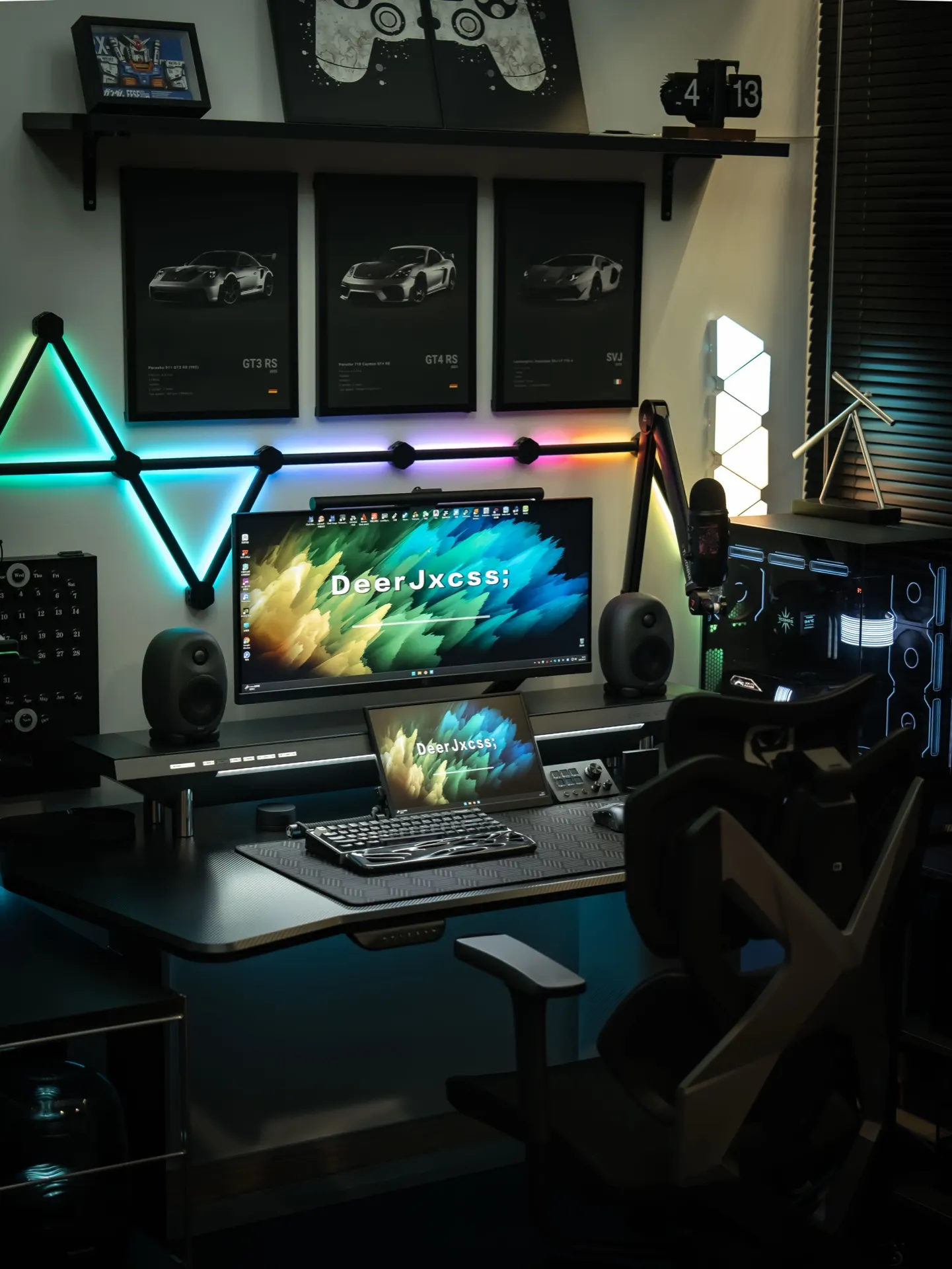 DeerJxcss's workspace — gaming setup, photo 1 of 4