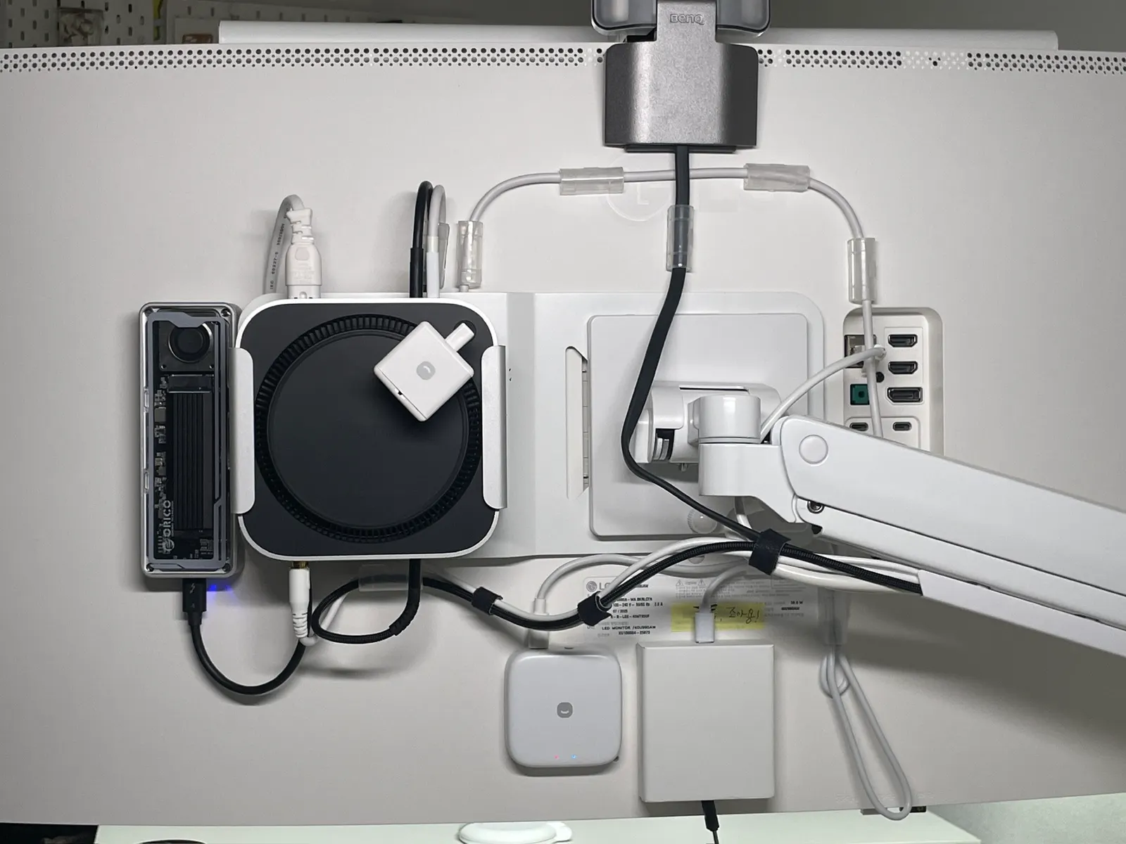 DETE's workspace — study-everyday setup, photo 4 of 4