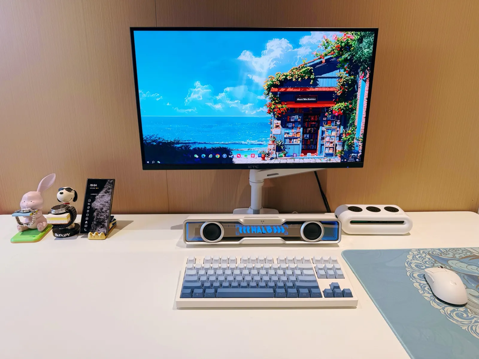 哆啦咪's workspace — study-everyday setup, photo 1 of 4
