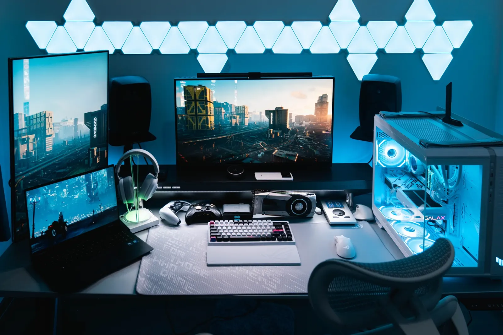 漂浪的星's workspace — gaming setup, photo 1 of 4