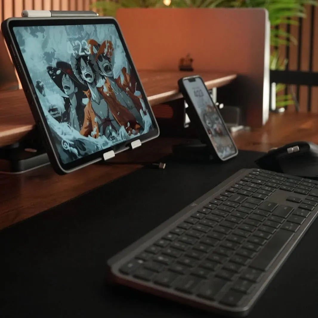 Elijah De-Graft Turkson's workspace — study-everyday setup, photo 2 of 4