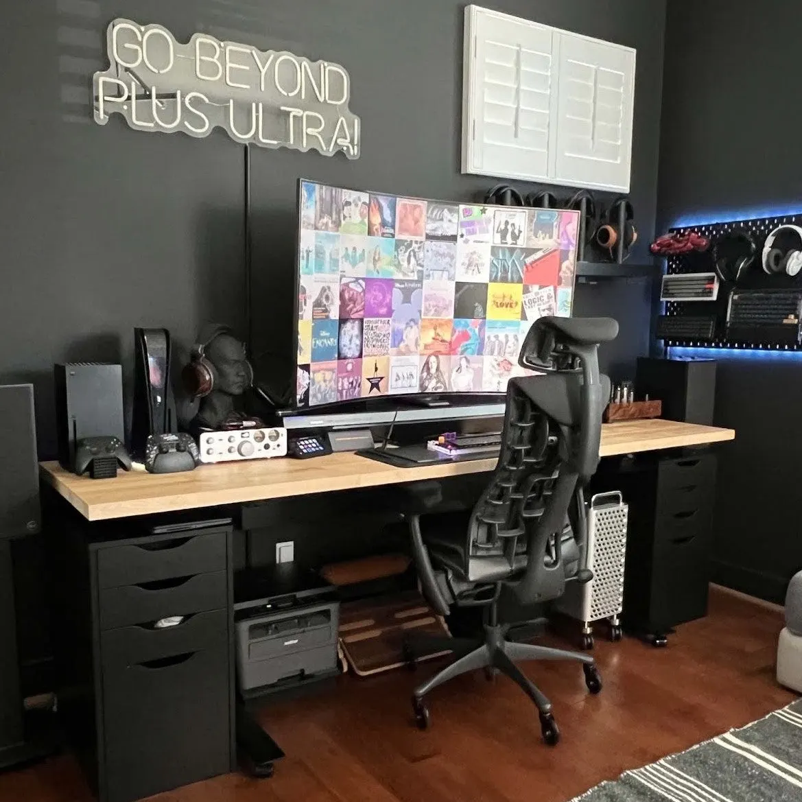 Emmanuel's workspace — gaming setup, photo 4 of 4