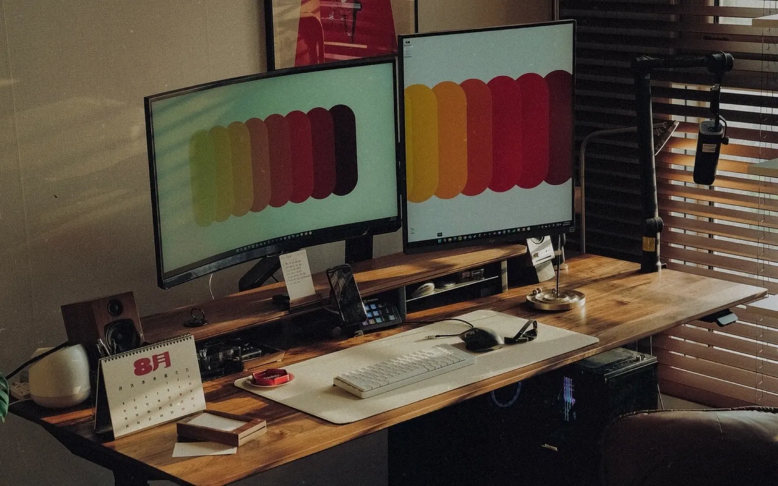 Hebby's workspace — content-creative setup, photo 2 of 4