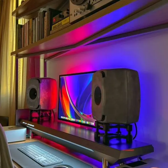 Hegel Barreira's workspace — audio-music setup, photo 2 of 4
