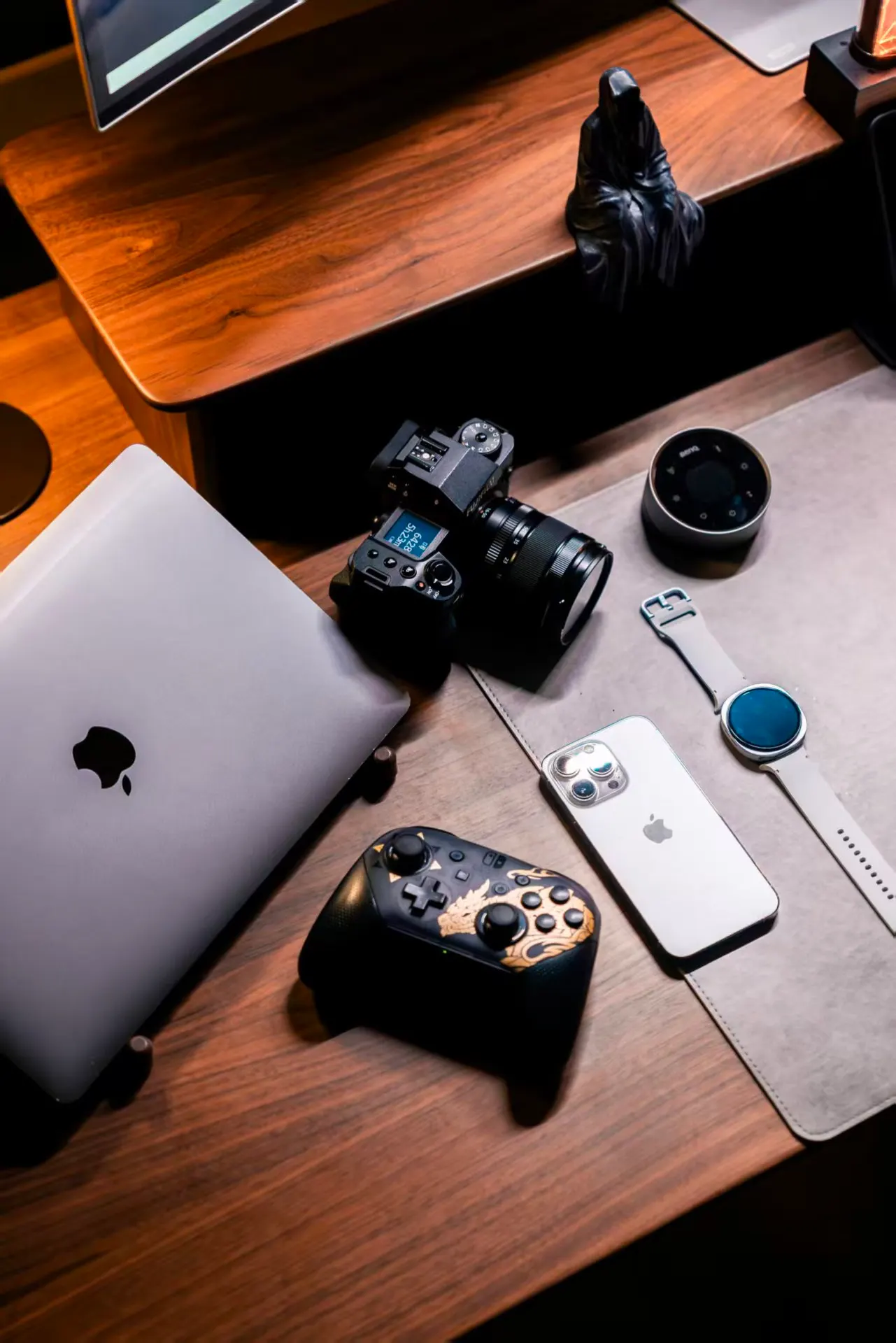 Jeffy的慢生活's workspace — content-creative setup, photo 4 of 4