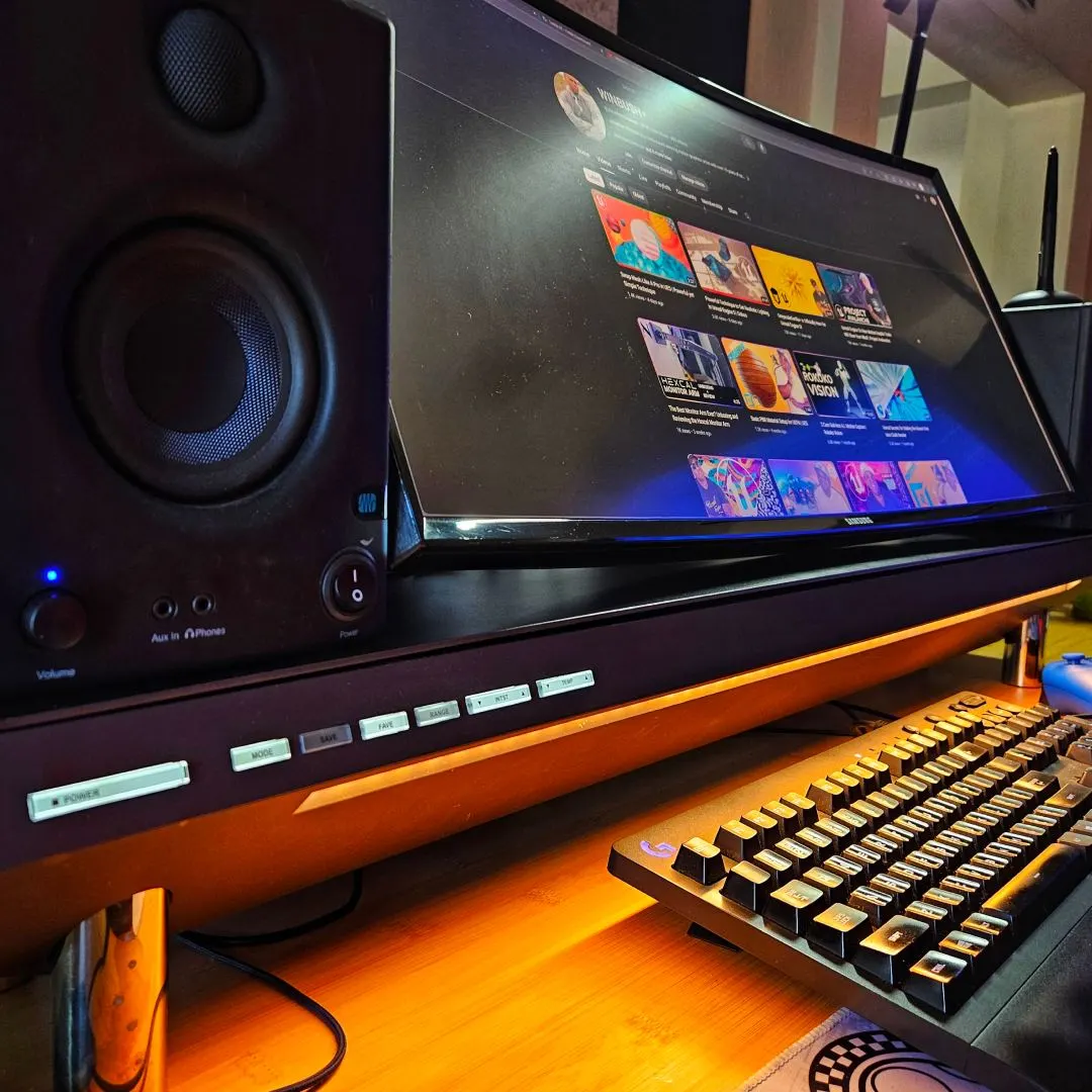 Jonathan Winbush's workspace — content-creative setup, photo 2 of 4
