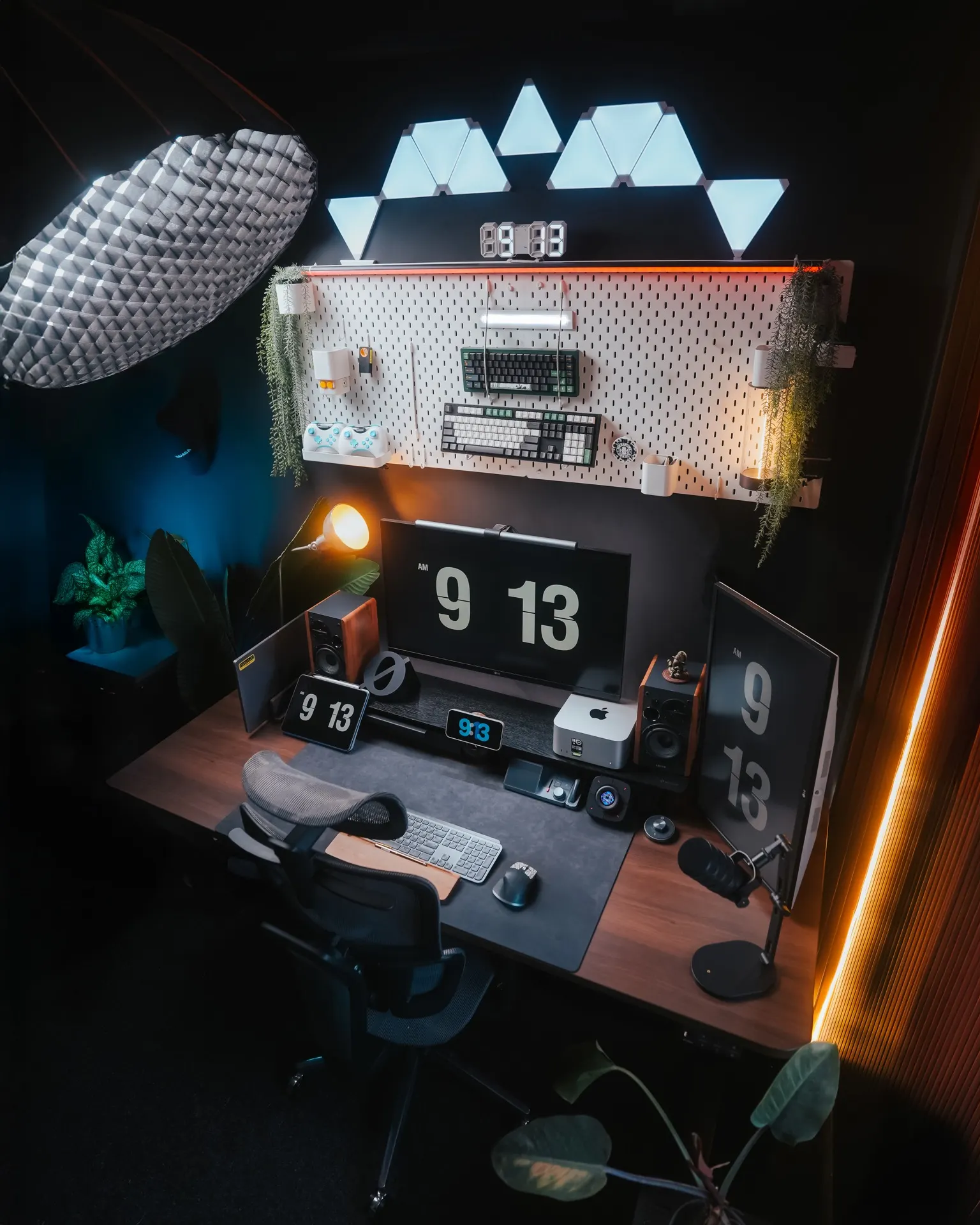Kumar Gautam's workspace — gaming setup, photo 2 of 4