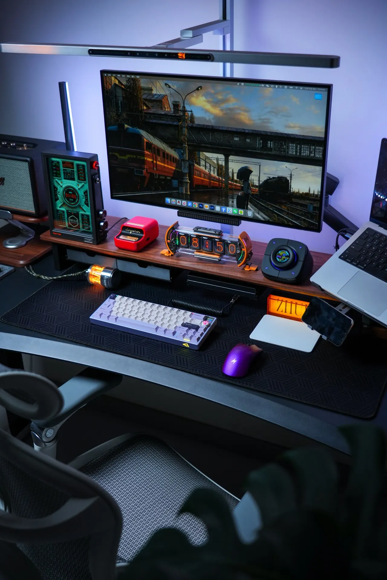 Liu Zhao's workspace — gaming setup, photo 4 of 4