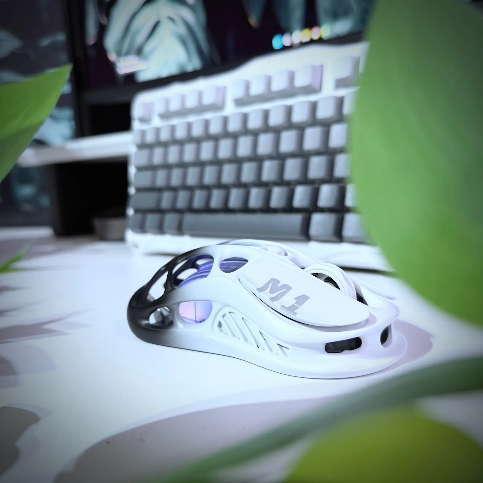 Its LuCee's workspace — gaming setup, photo 4 of 4