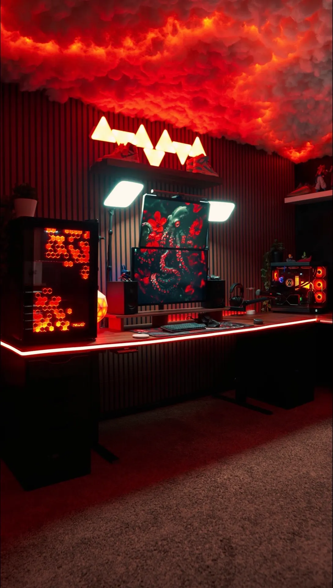 Lukdonttrip's workspace — gaming setup, photo 1 of 4