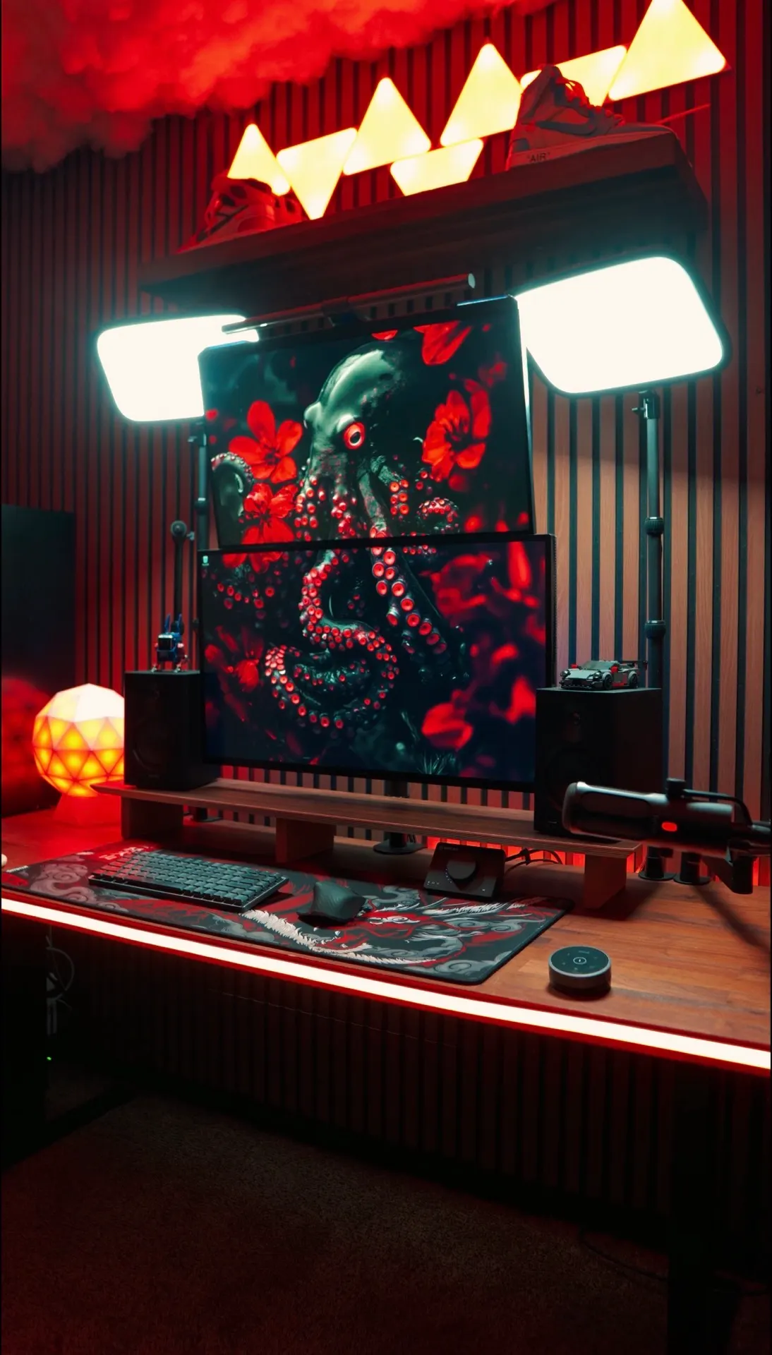 Lukdonttrip's workspace — gaming setup, photo 4 of 4