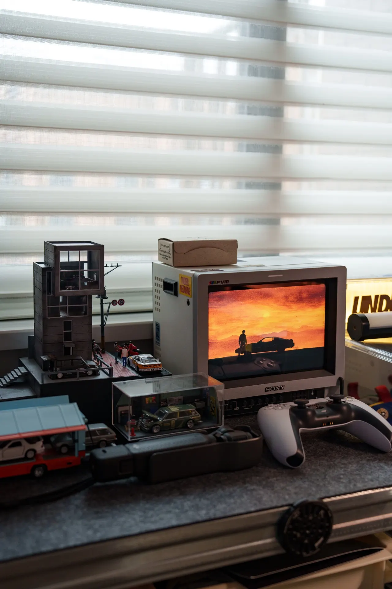 LuvSoup Desk's workspace — gaming setup, photo 3 of 4