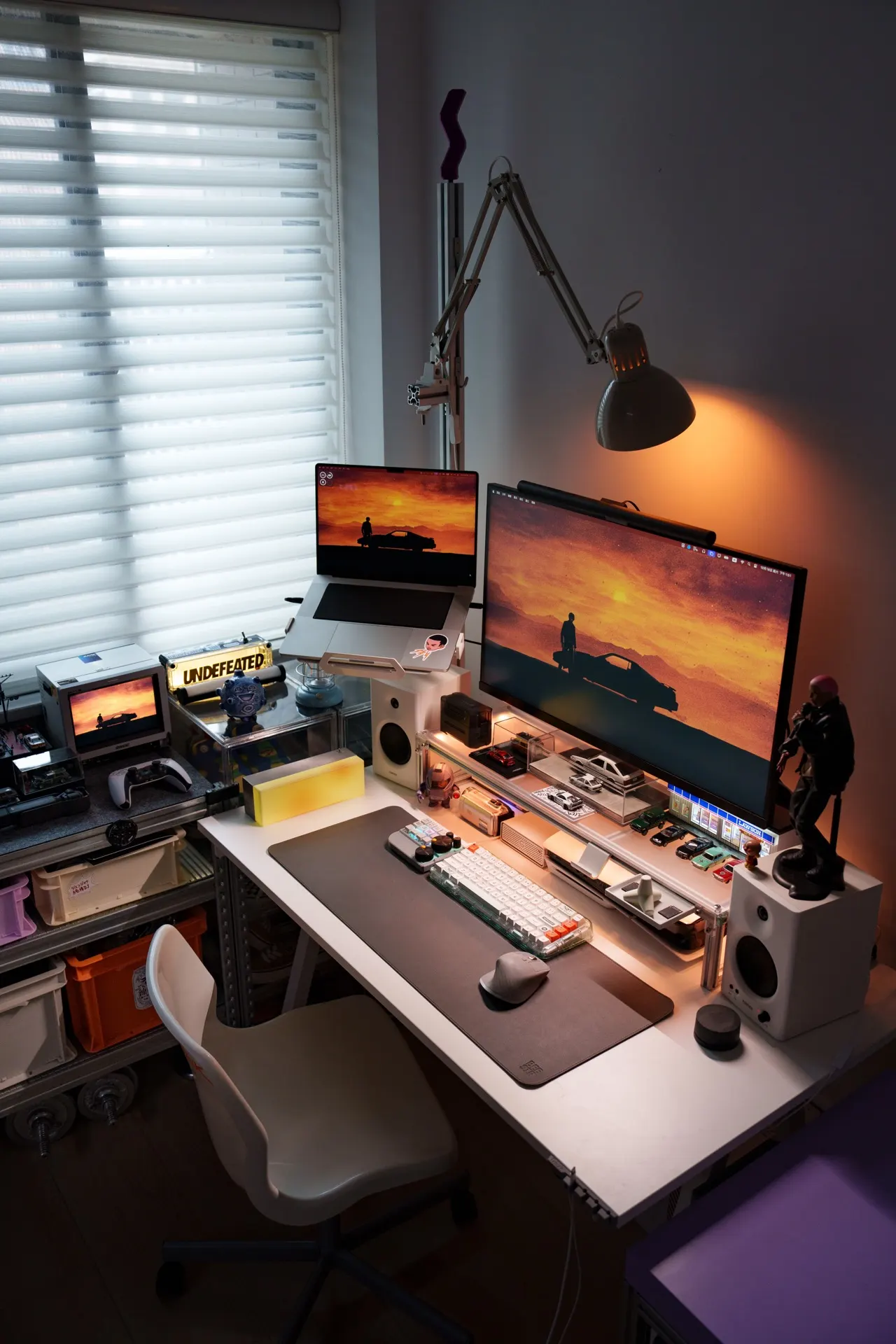 LuvSoup Desk's workspace — gaming setup, photo 4 of 4