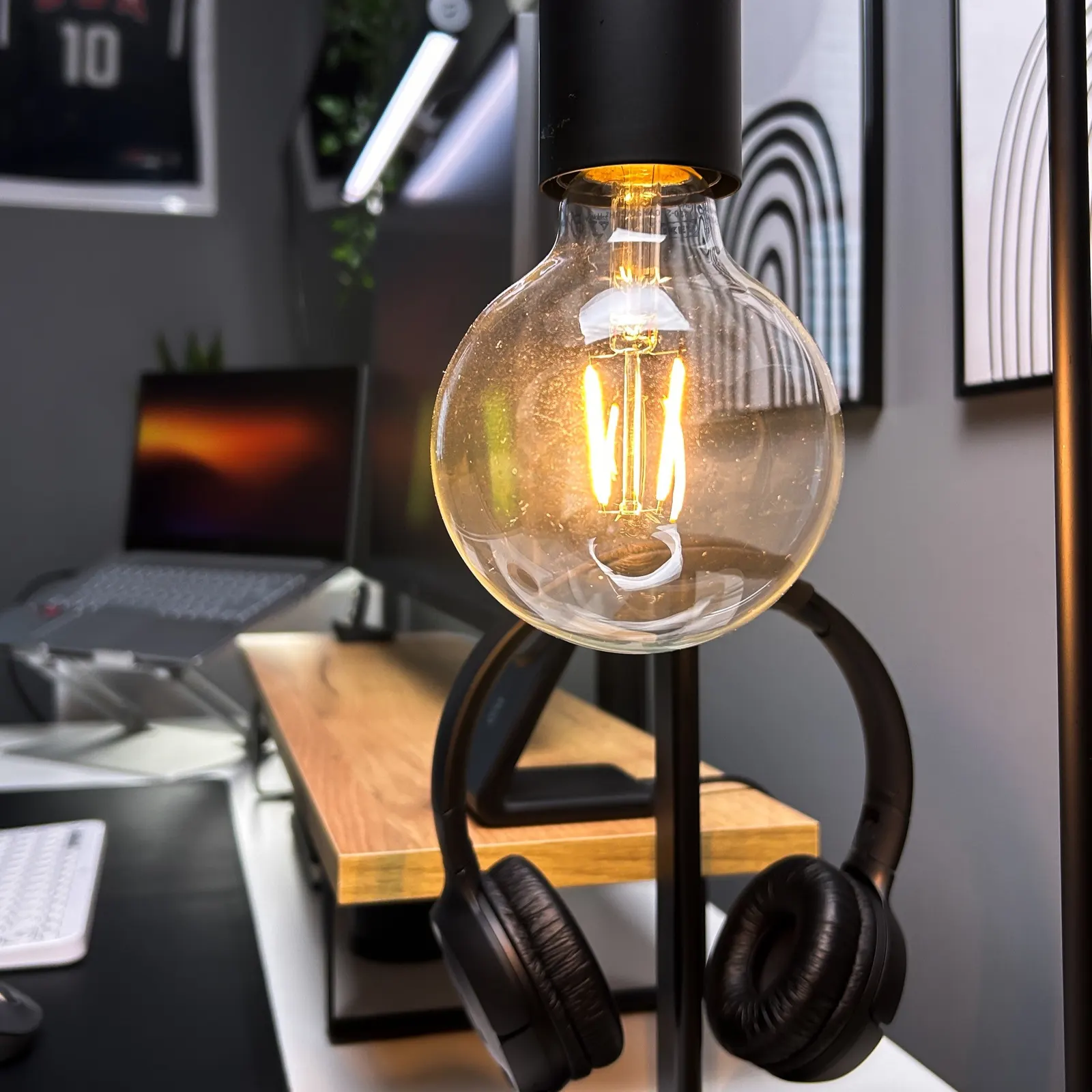 Marcel Mroczek's workspace — study-everyday setup, photo 4 of 4