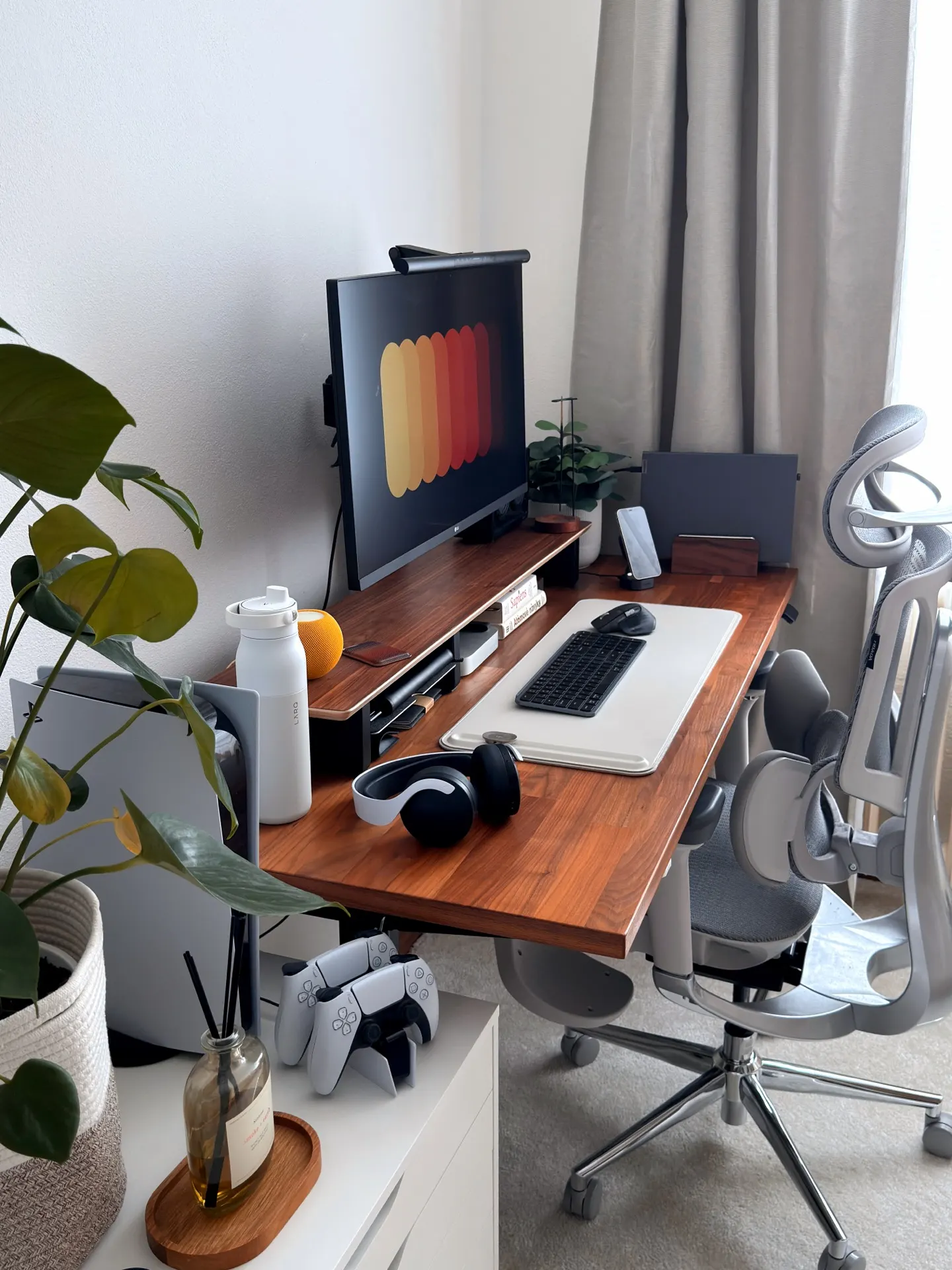 Matt Gocman's workspace — gaming setup, photo 3 of 4