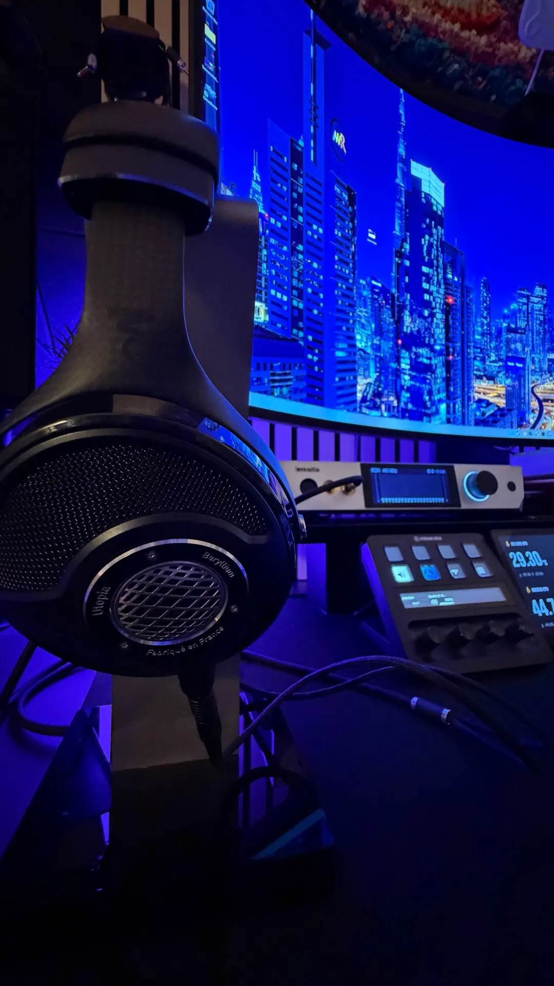 Meeseeks's workspace — gaming setup, photo 4 of 4