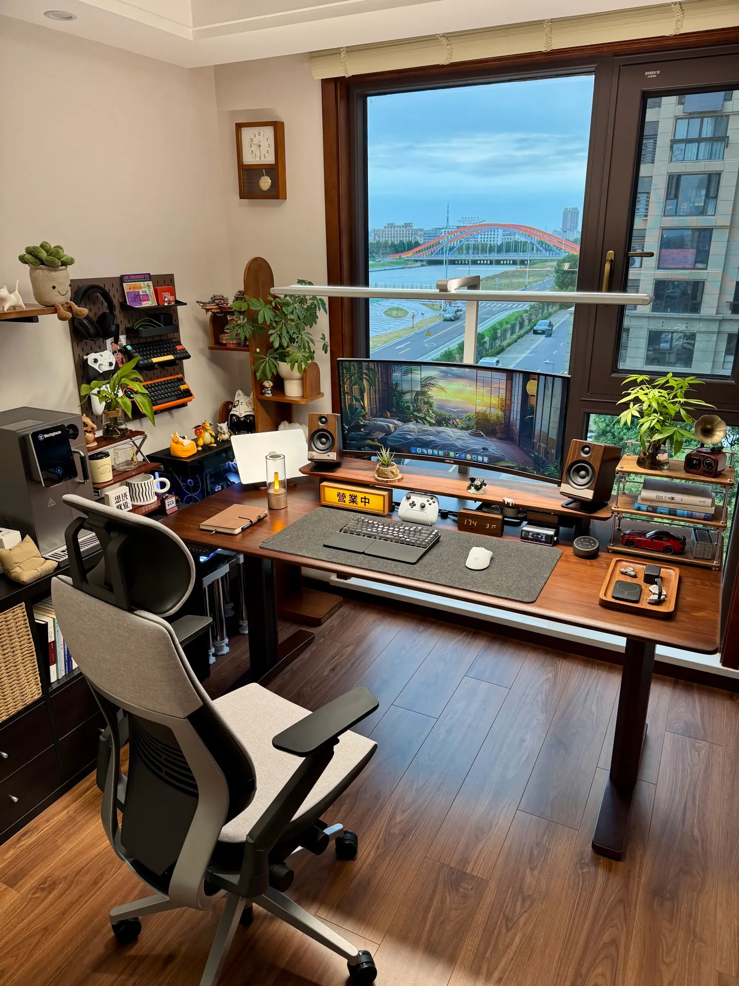 Mu's workspace — study-everyday setup, photo 1 of 4