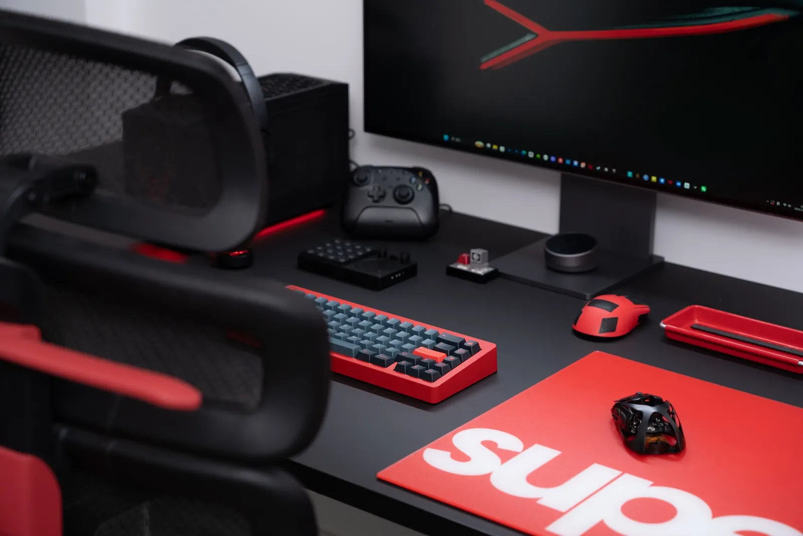 Muxintian's workspace — gaming setup, photo 2 of 4