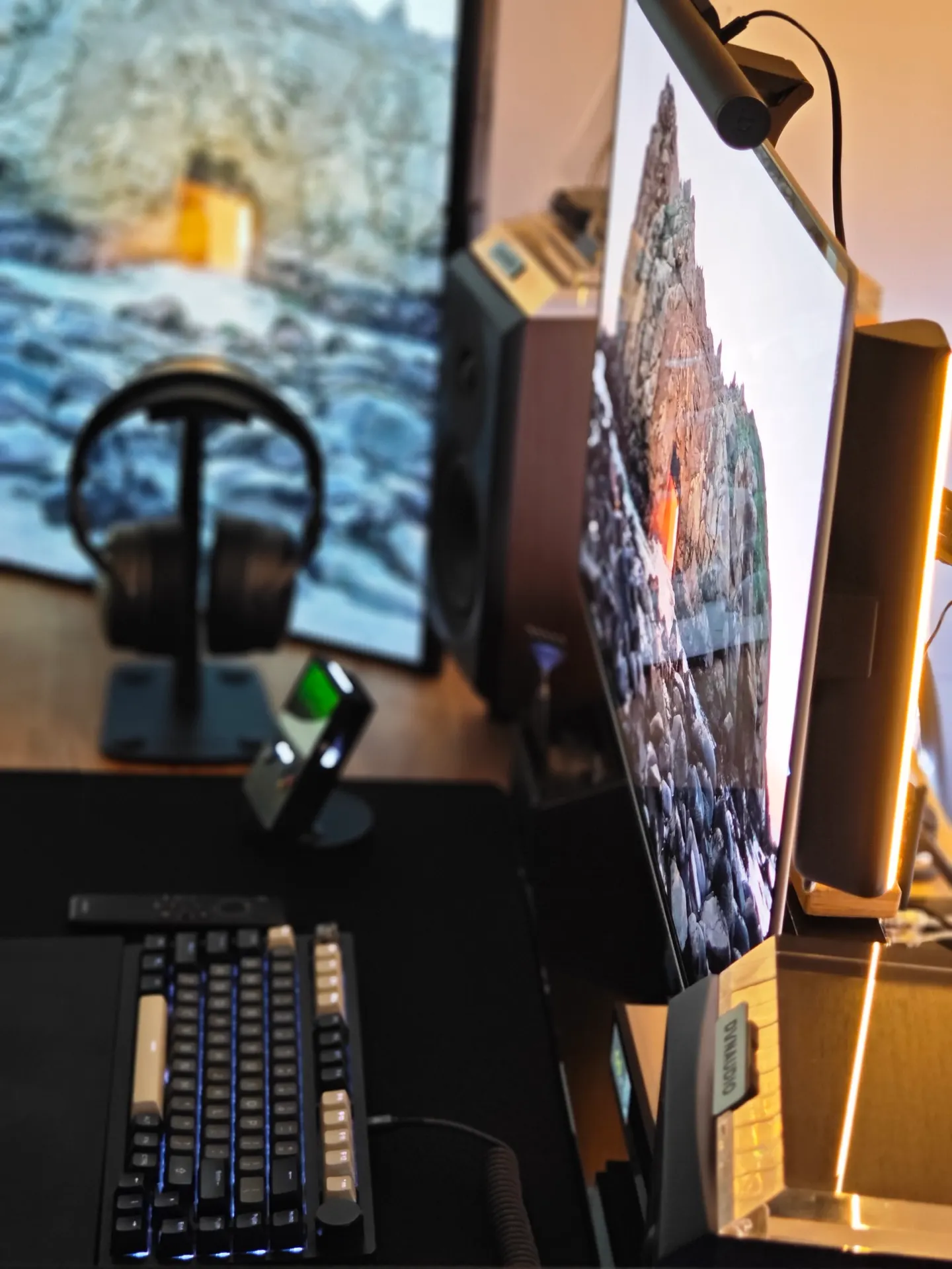 NtraxMartin's workspace — study-everyday setup, photo 3 of 4