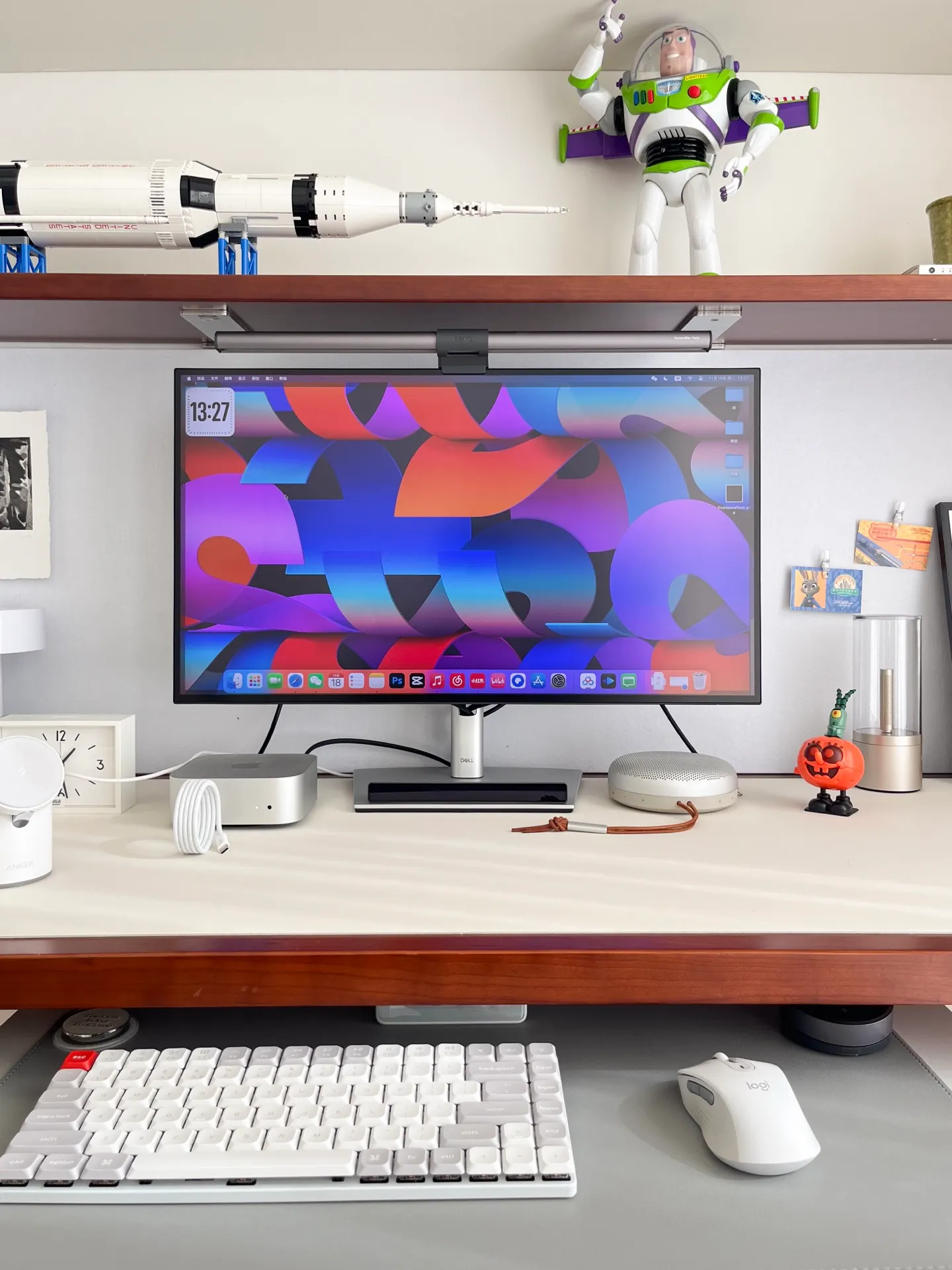 桃与橙's workspace — study-everyday setup, photo 1 of 3