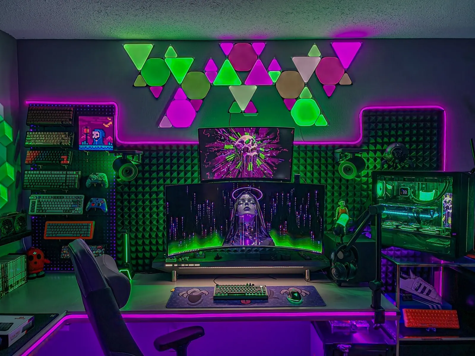 PhazerOnest's workspace — gaming setup, photo 4 of 4