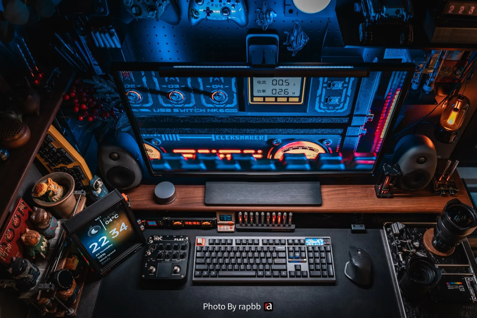 rapbb's workspace — content-creative setup, photo 1 of 4