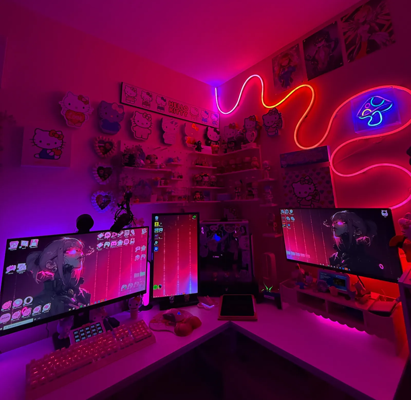 Rinosawr's workspace — gaming setup, photo 1 of 4