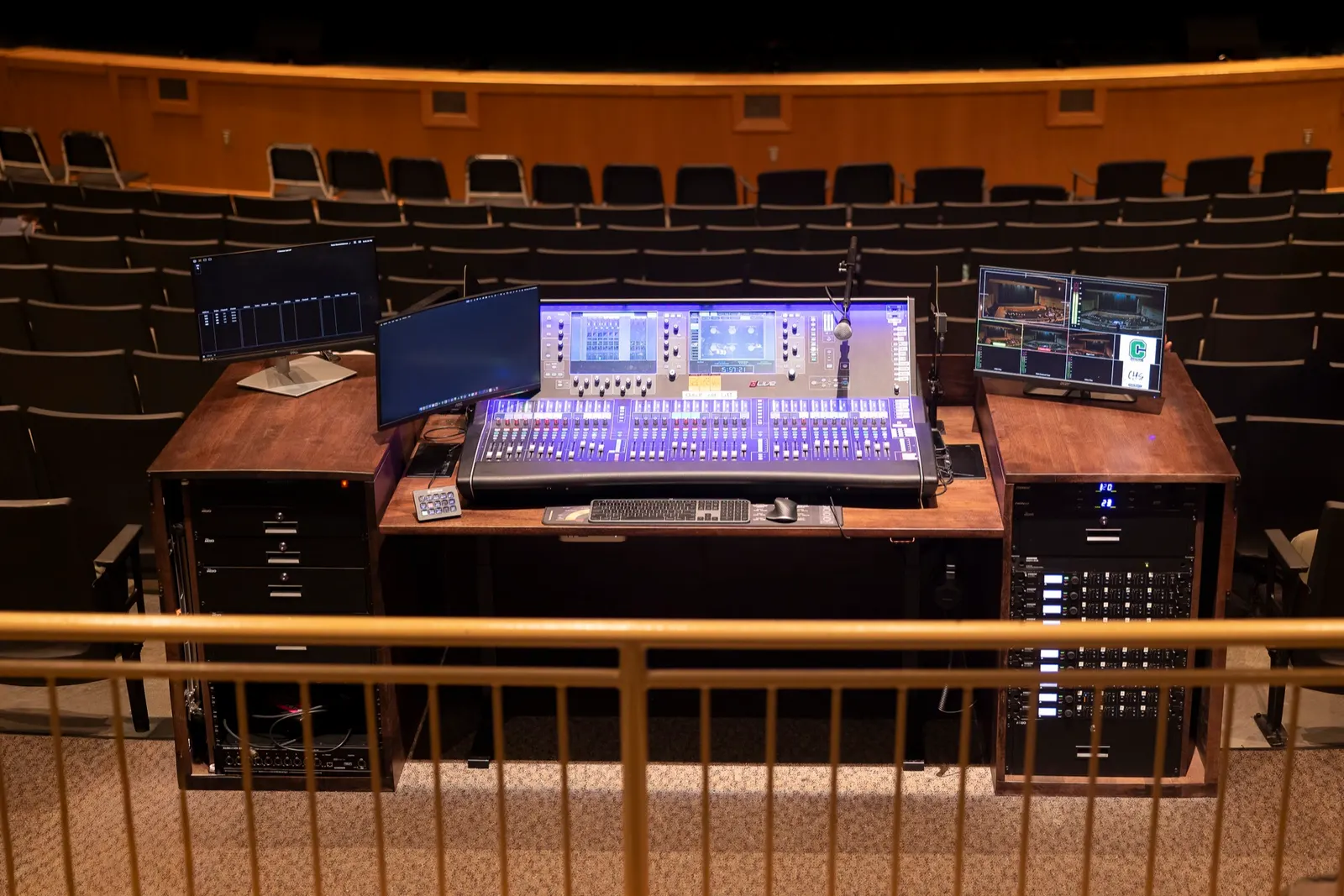 Ross Peterson's workspace — audio-music setup, photo 1 of 4