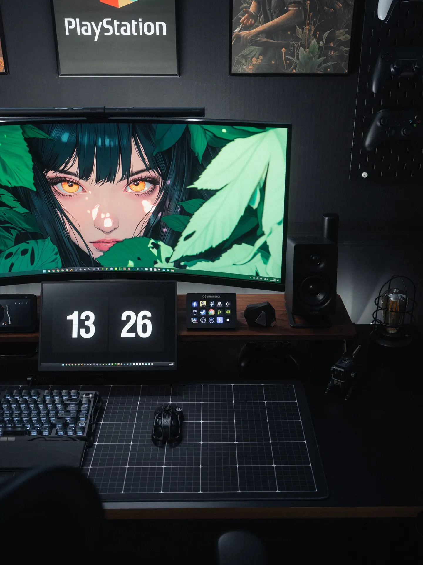 RYO's workspace — gaming setup, photo 2 of 4