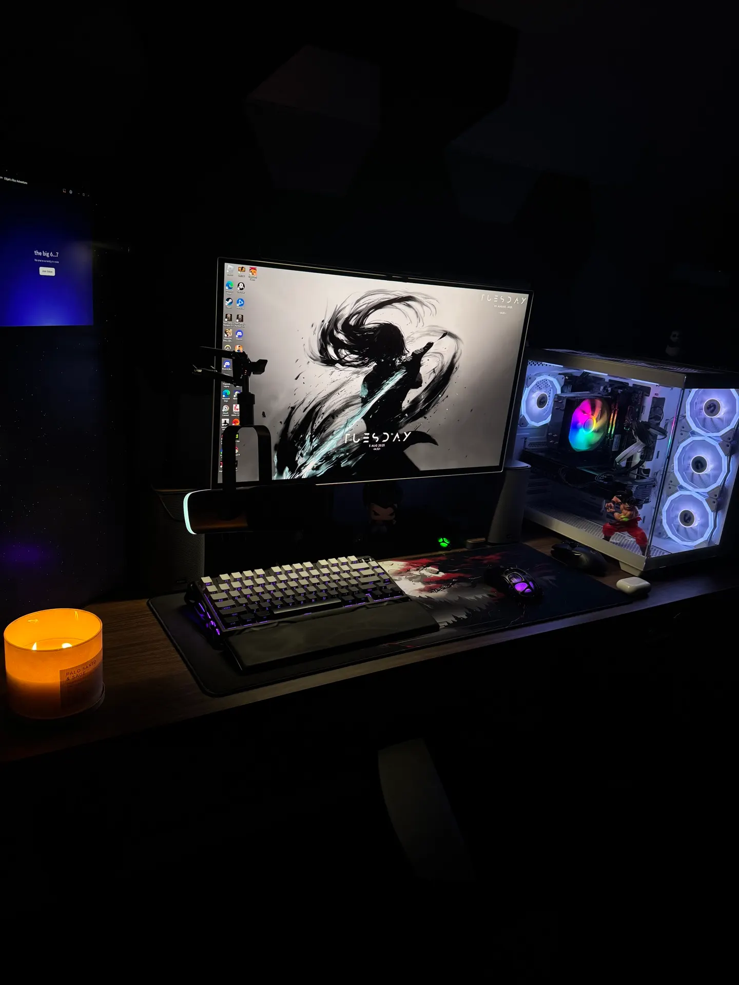 Sebastian's workspace — gaming setup, photo 4 of 4