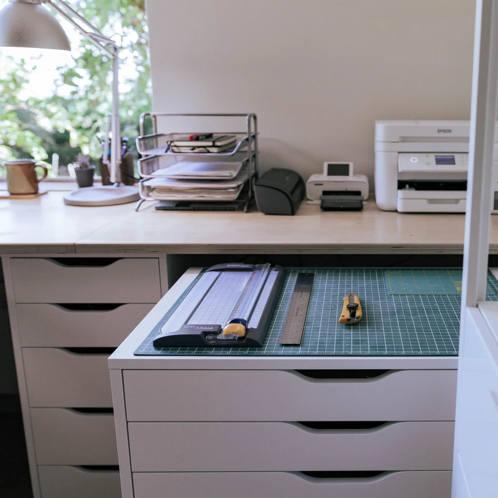 Stéphane Bolduc's workspace — content-creative setup, photo 2 of 4
