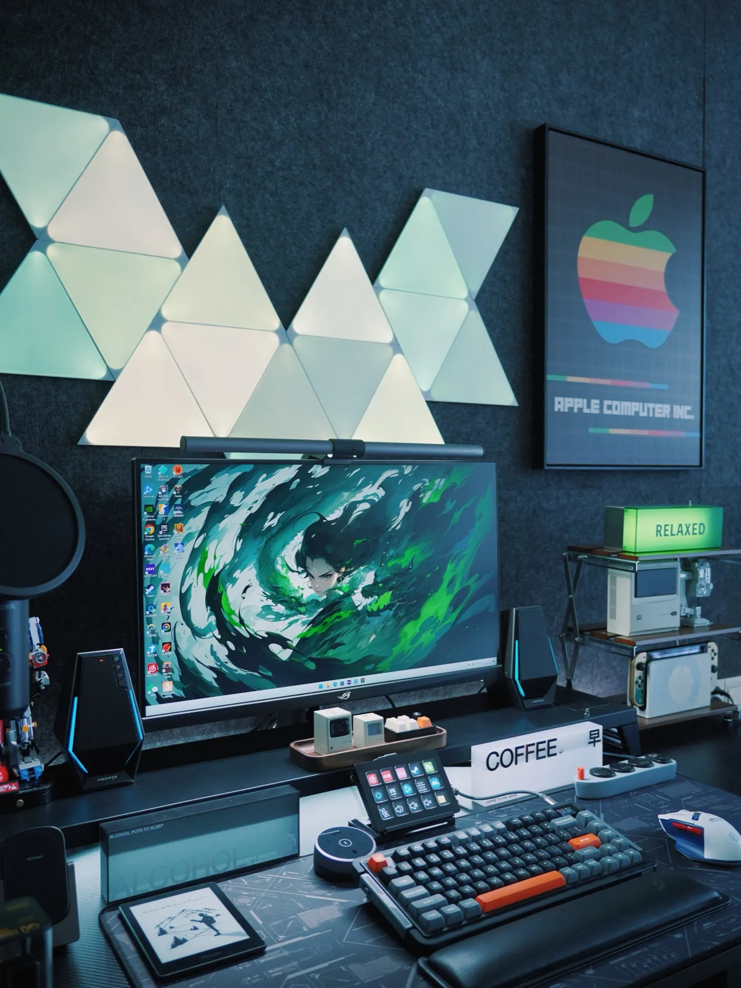星奇六's workspace — content-creative setup, photo 4 of 4
