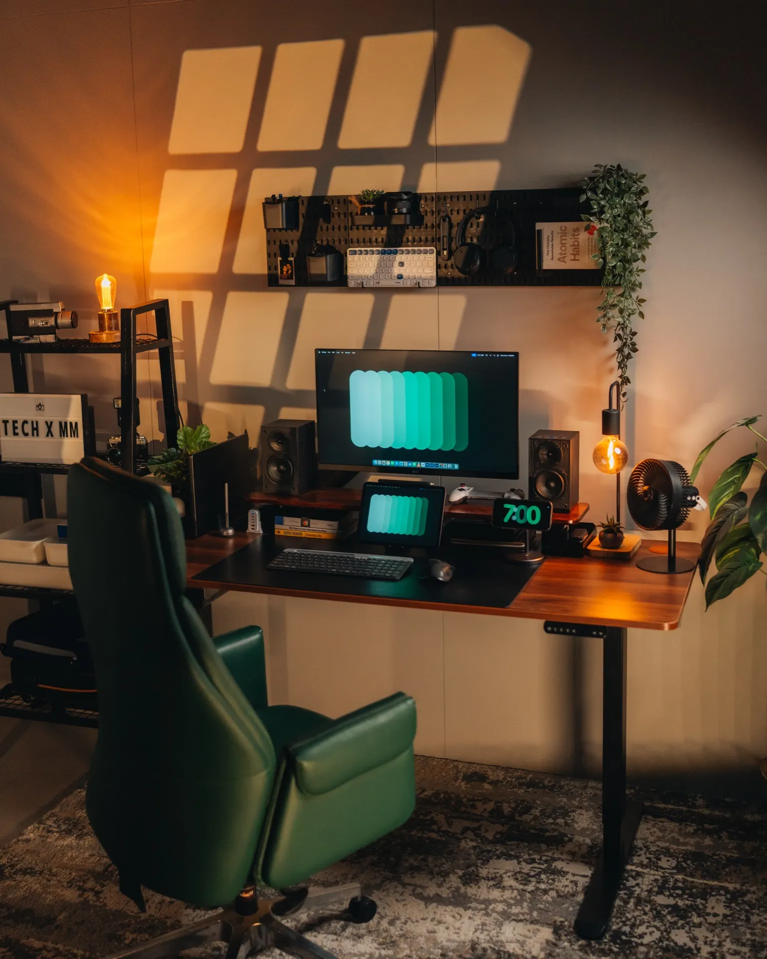 Tech X MM's workspace — content-creative setup, photo 1 of 4