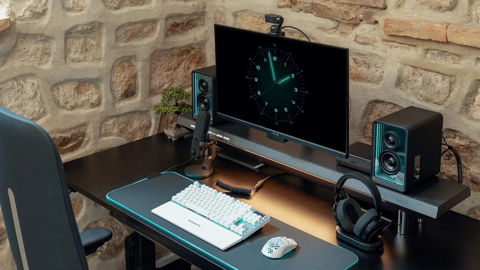 This is E's workspace — content-creative setup, photo 1 of 4