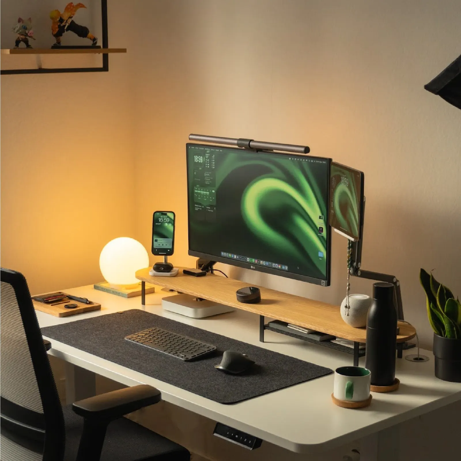 Ugur's workspace — study-everyday setup, photo 2 of 4