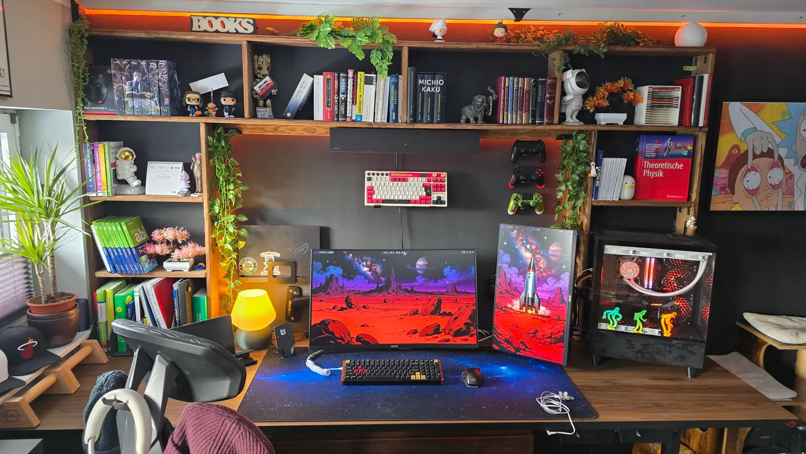 vredix's workspace — gaming setup, photo 1 of 4