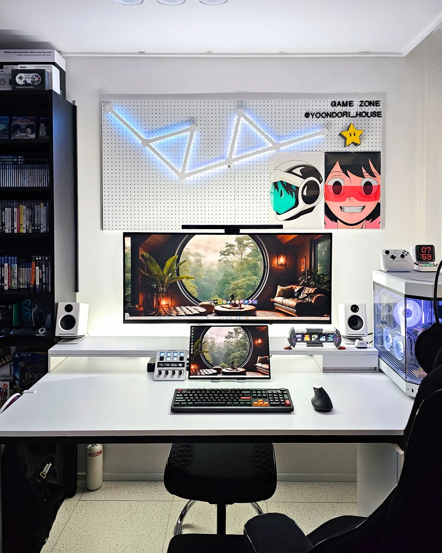 yoondori house's workspace — gaming setup, photo 4 of 4