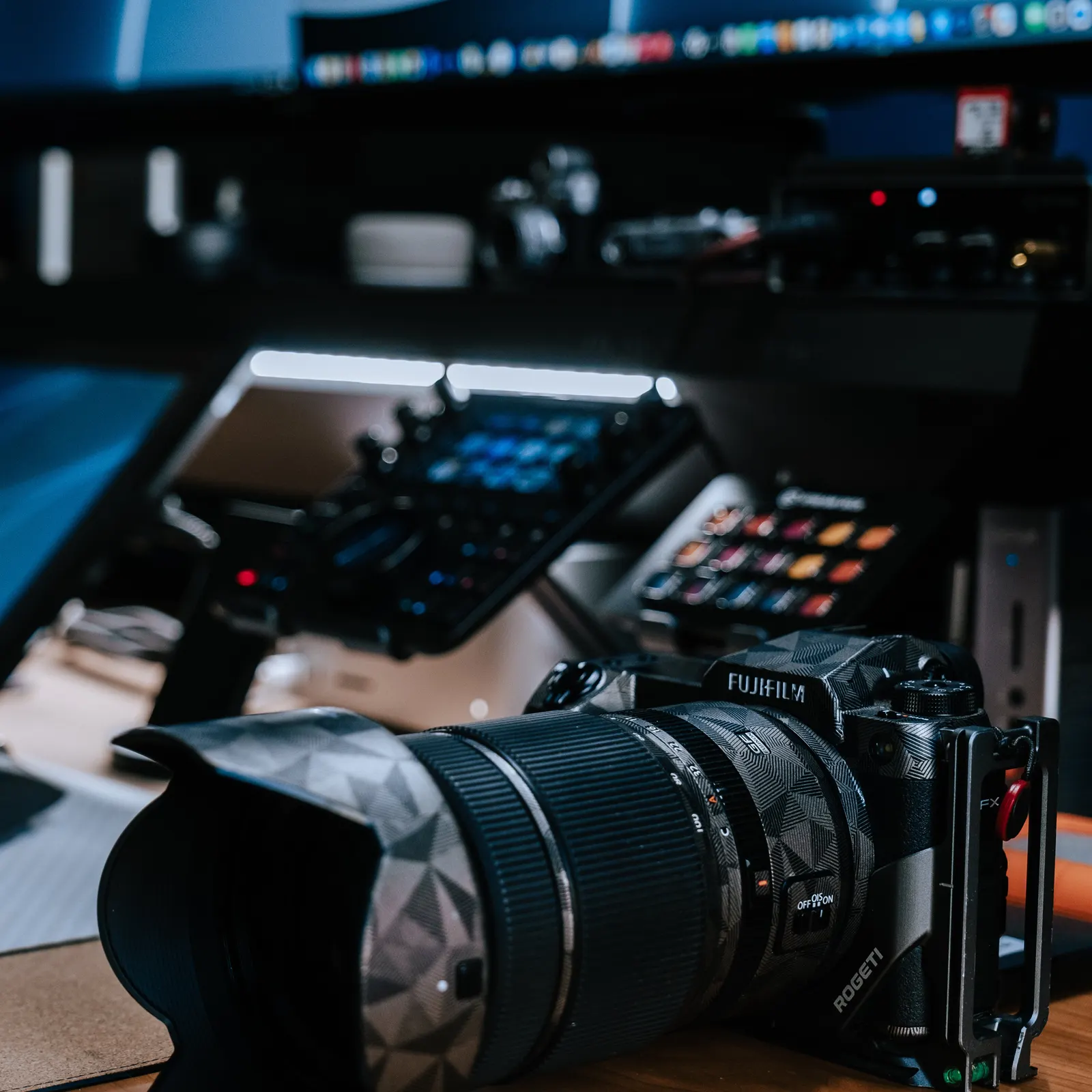 Zen's workspace — content-creative setup, photo 4 of 4